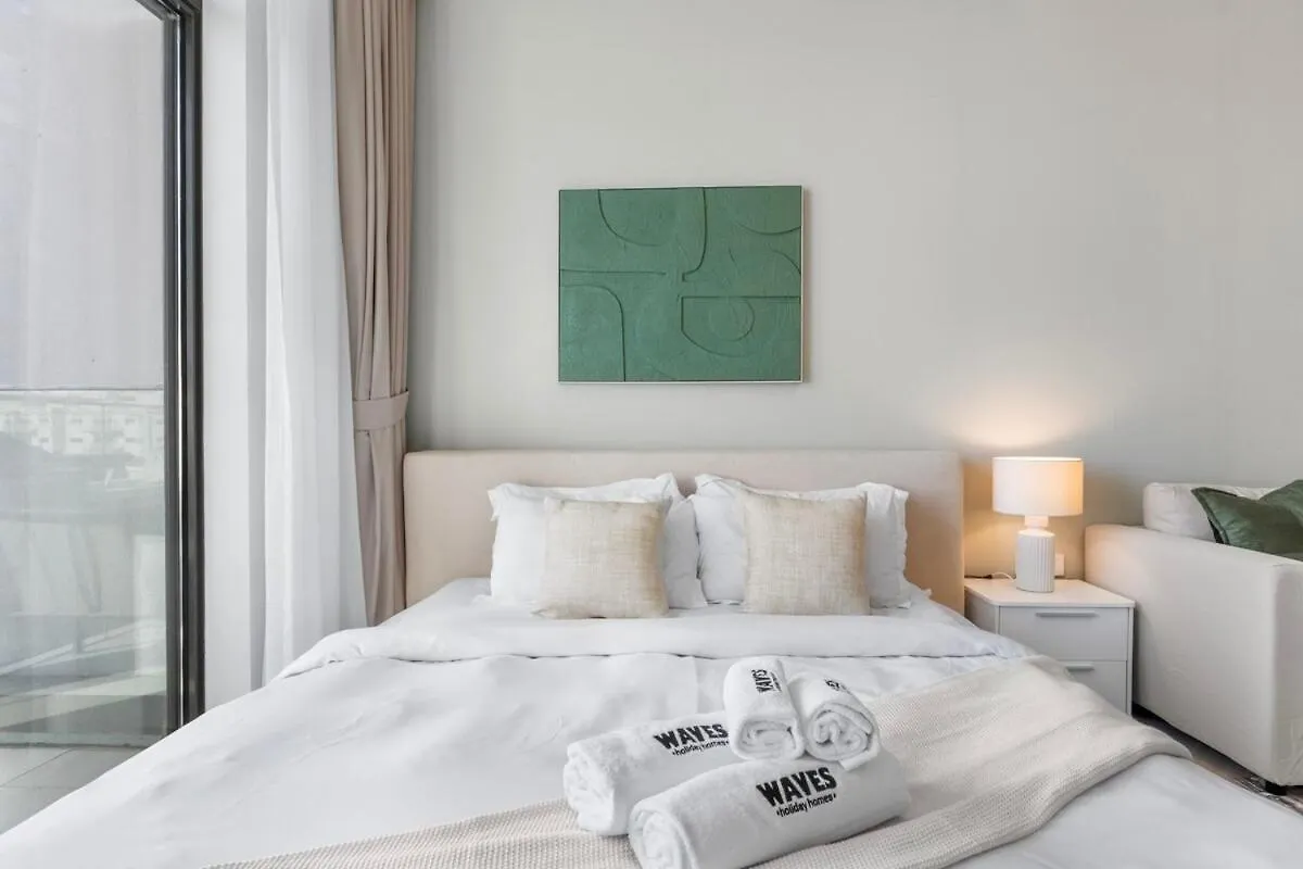 Apartment Waves - Elegant & Lavish Studio Apt For 4 In Jvc Dubai