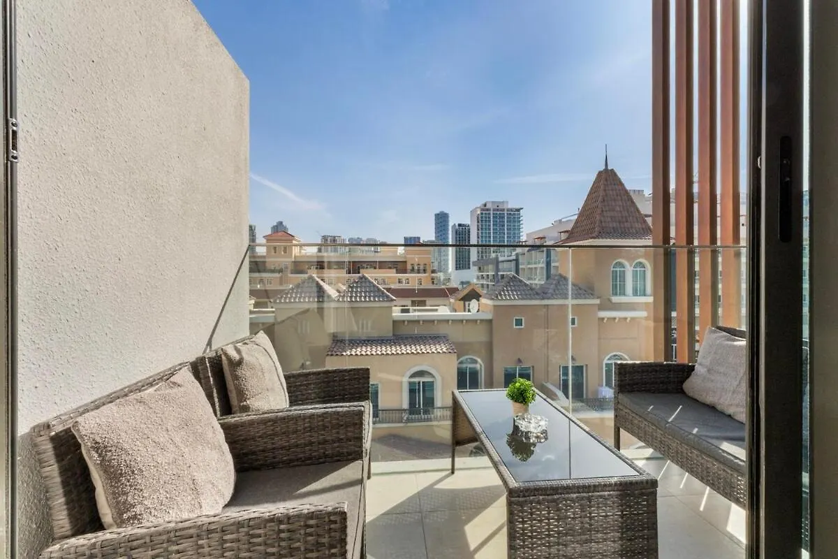 Waves - Elegant & Lavish Studio Apt For 4 In Jvc Dubai United Arab Emirates